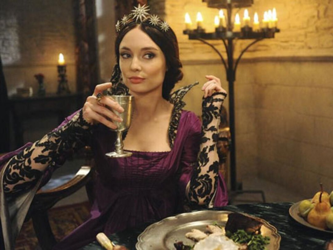 "Galavant" Stars Mallory Jansen & Luke Youngblood on Prep for Medieval Musical