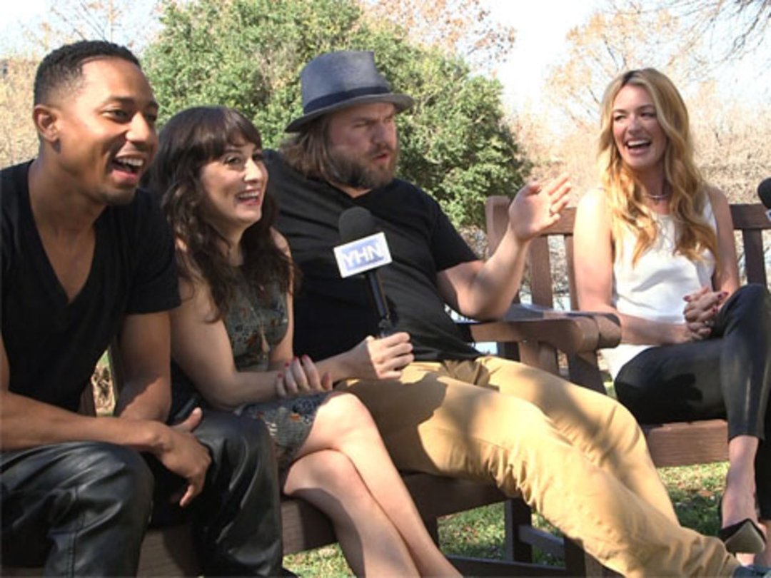 Cat Deeley & Cast of "Deadbeat" Take Hulu Series to SXSW
