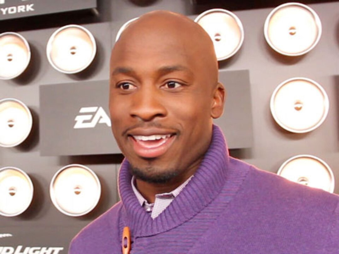 NFL Analyst Akbar Gbaja-Biamila Picks His Ultimate Football Boy Band
