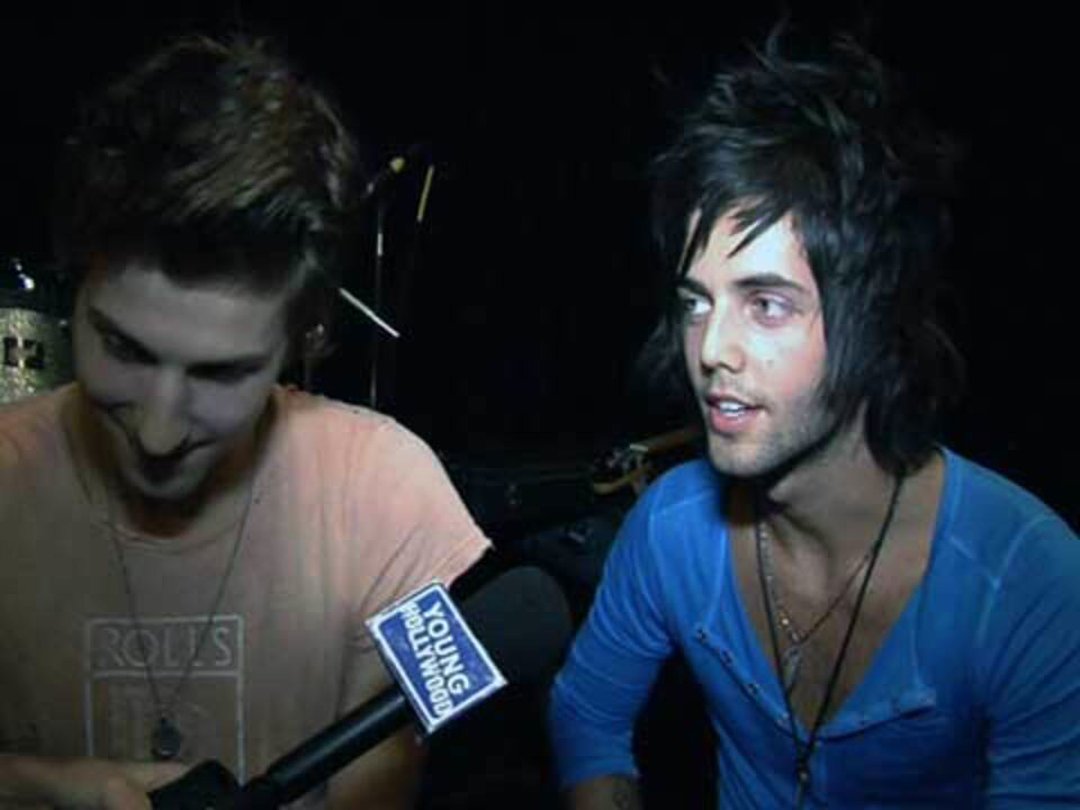 Hangin' With Hot Chelle Rae