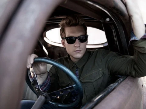 Scott Michael Foster on Playing 'Frozen' Character in "Once Upon a Time"