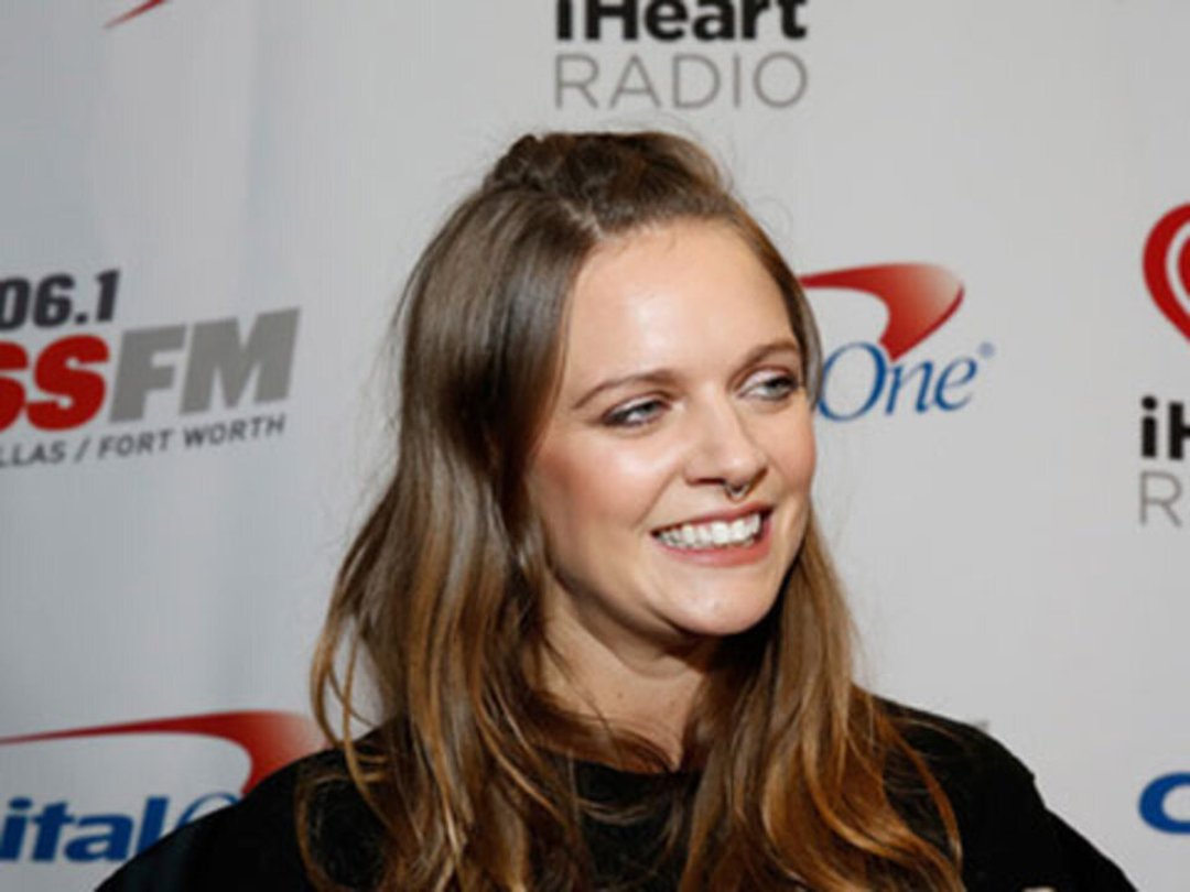 Tove Lo Talks Swedish Holiday Traditions & Performing with Taylor Swift at KISS FM Jingle Ball