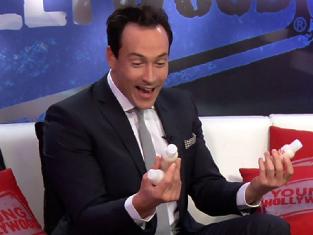 Chris Klein: Juggling and Busting Moves in a Suit