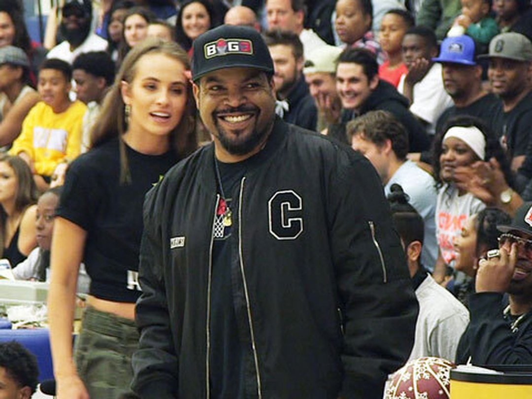 Is Ice Cube a Better Basketball Player Than Snoop & Dre?