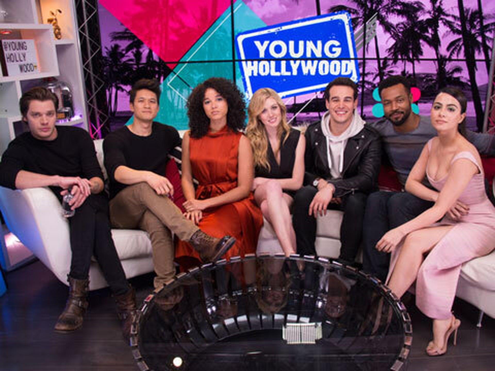 Shadowhunters Cast Talk Final Season & Answer Fan Questions