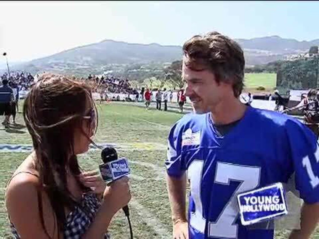 TV Stars Challenge NFL Greats