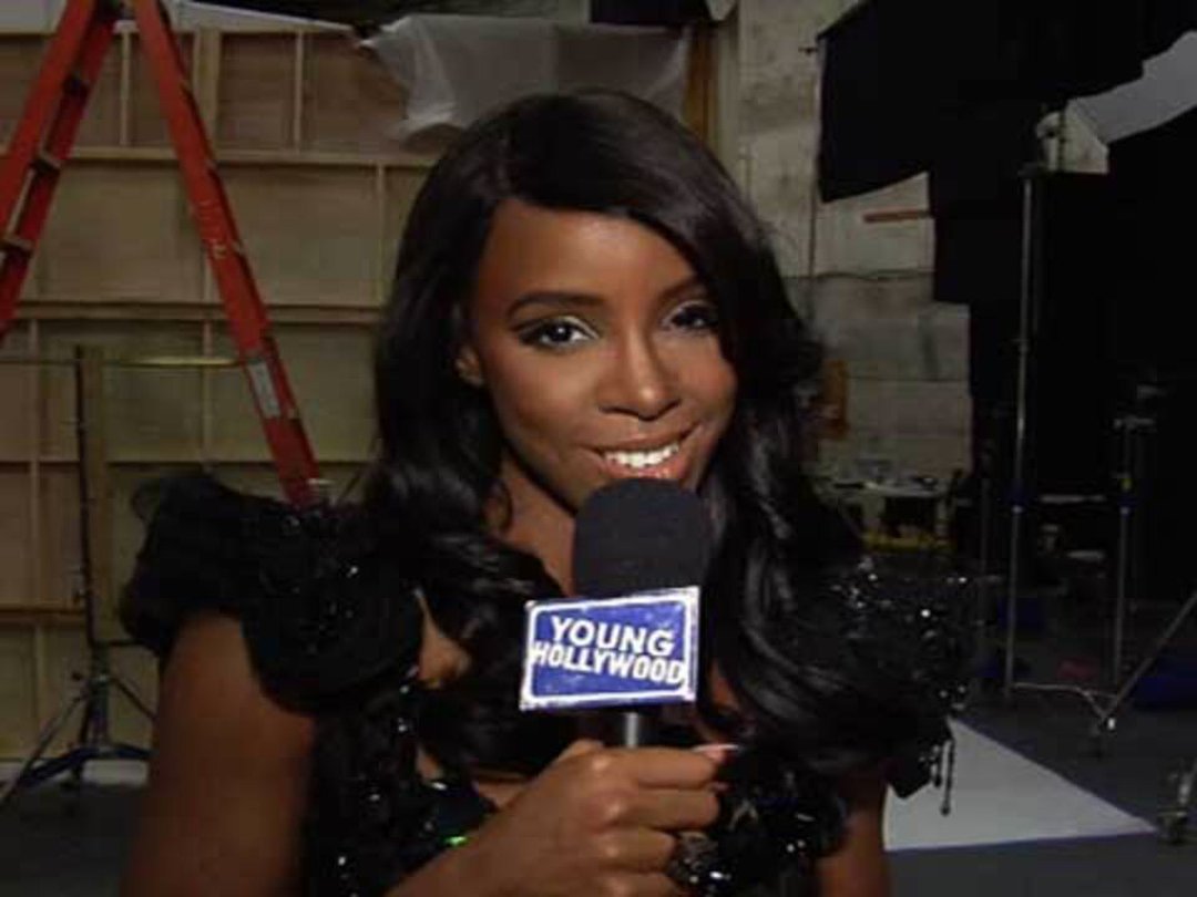 Kelly Rowland: "Commander"