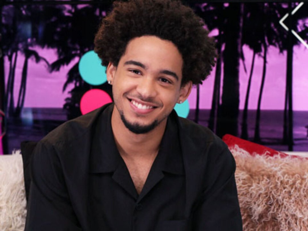 Jorge Lendeborg Jr.'s Favorite Thing About Working On Bumblebee