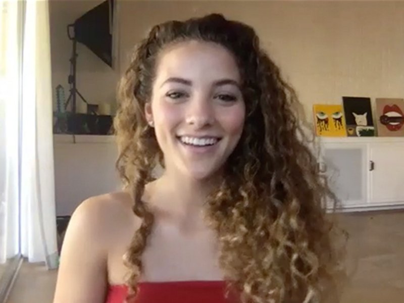 Contortionist Sofie Dossi on Hype House