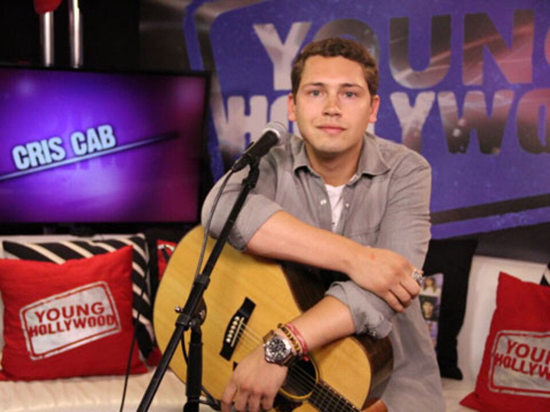 Cris Cab Performs Live, Takes Selfies, & Flips Tables