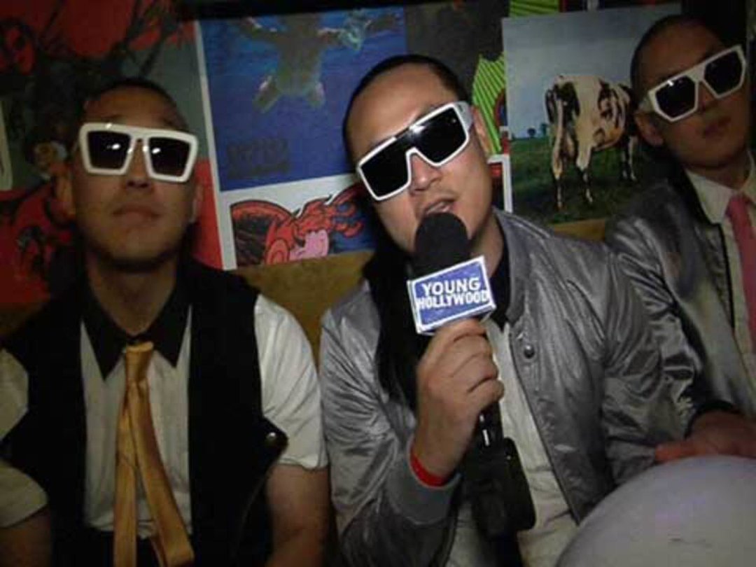 Feelin' Fly with Far East Movement