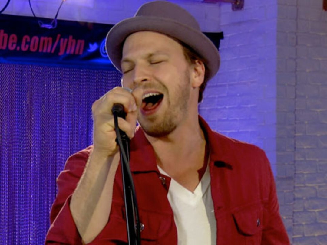 Gavin DeGraw Performs "Best I Ever Had" Live