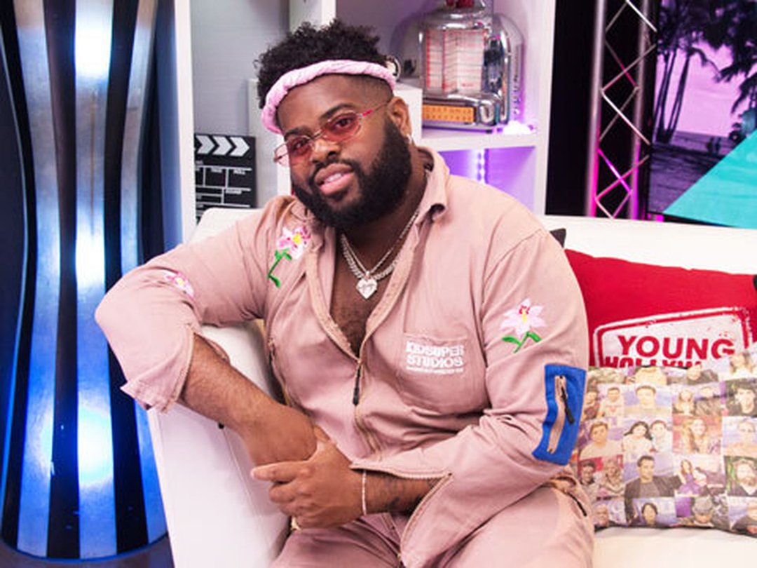 Pink Sweat$ Freestyles a Song For The YH Studio