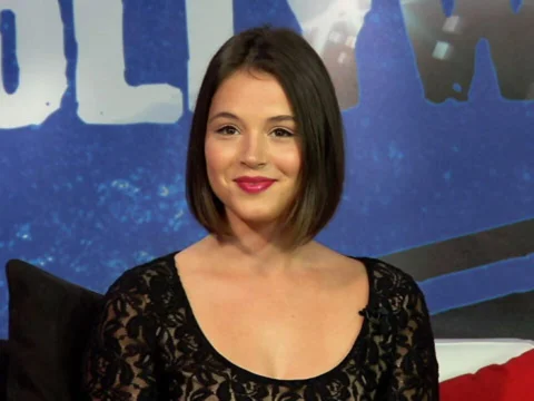 Know Your Parasites with 'The Bay' Star Kether Donohue