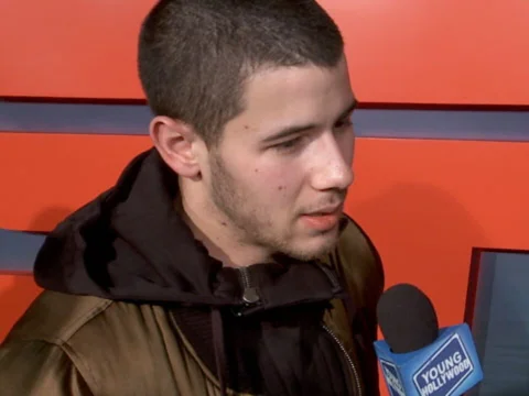 Nick Jonas Reveals His Mancrushes & Does the Dab