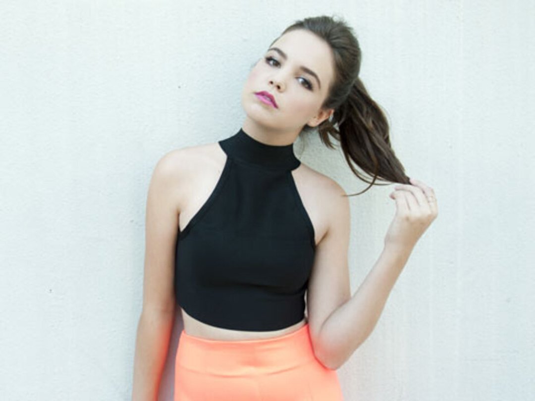 Bailee Madison on "Good Witch", the Chicken Dance, & Hallmark Cards