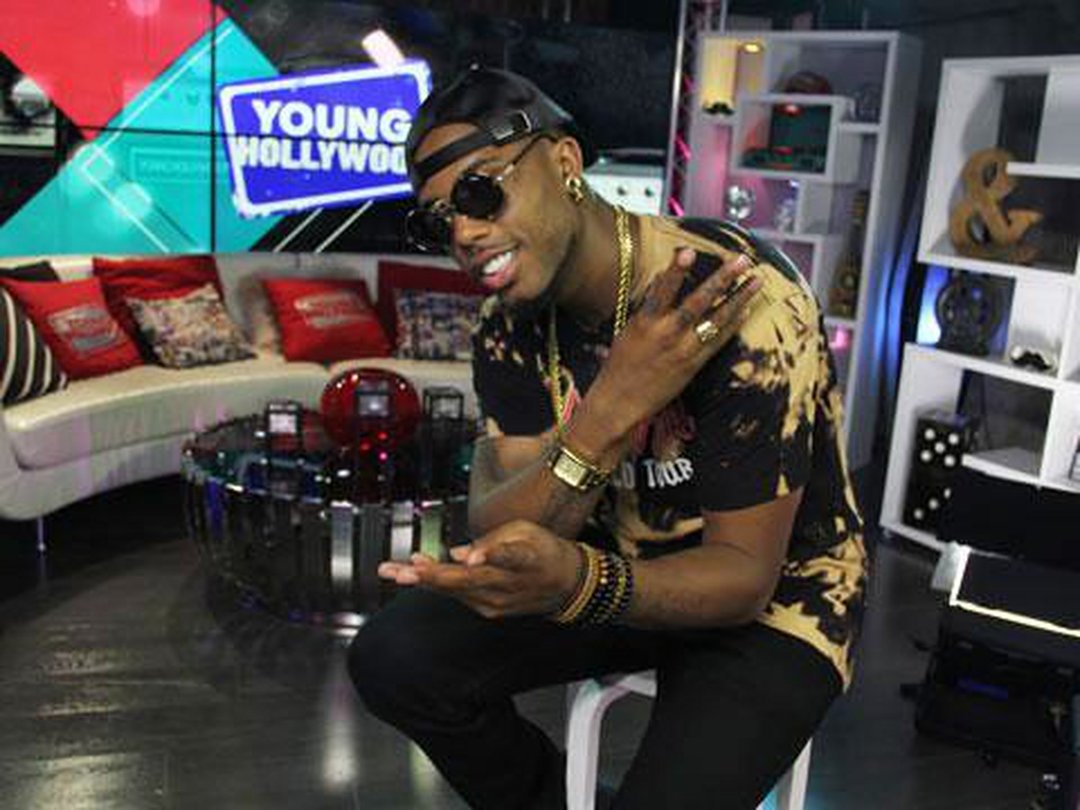 B.o.B Plays the Middle Man Challenge