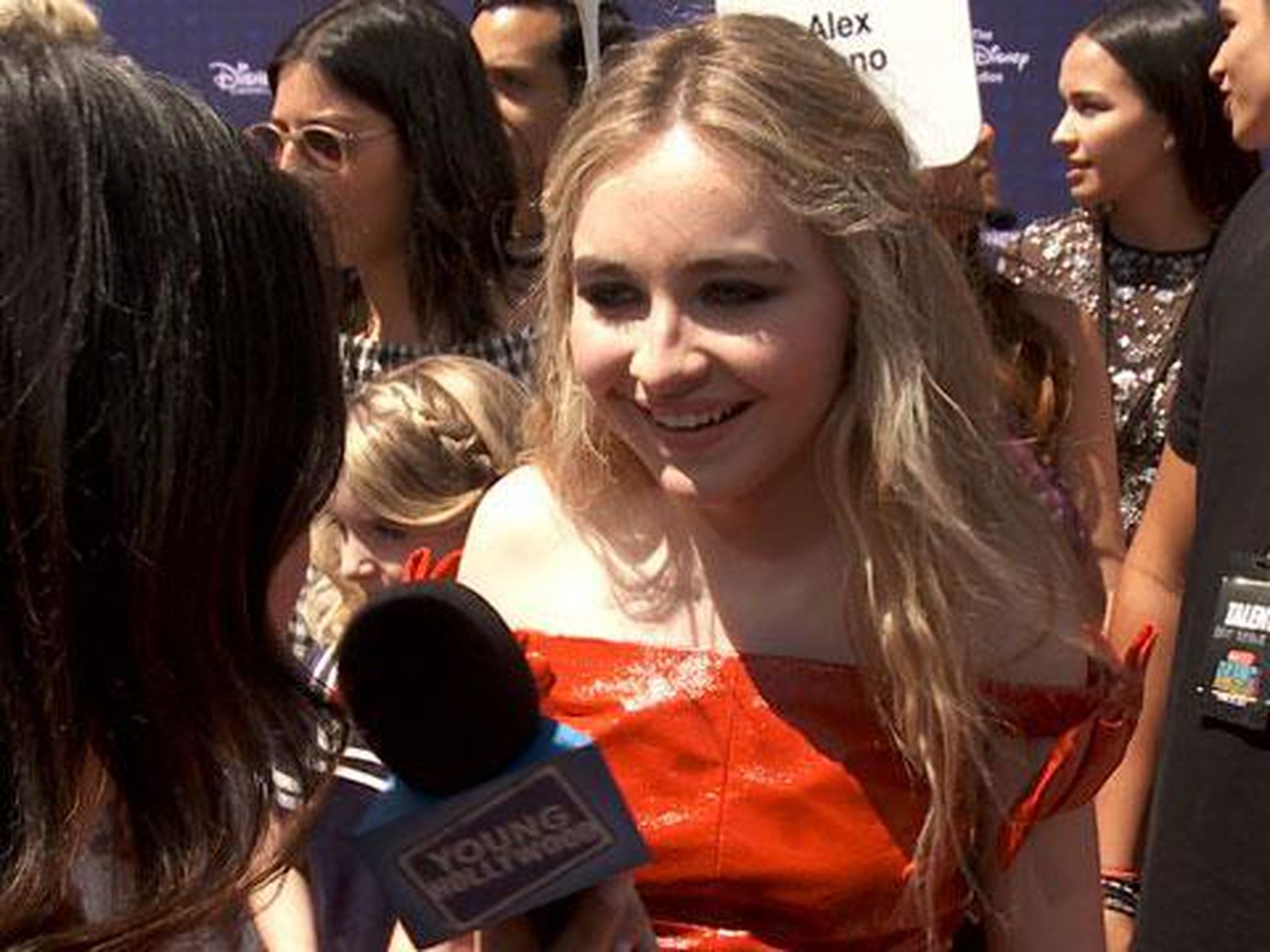Sabrina Carpenter Pays Tribute to Britney Spears & Teases Tour