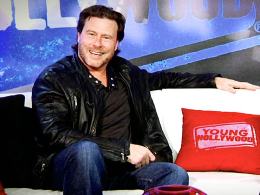 Dean McDermott Gets Choked Up