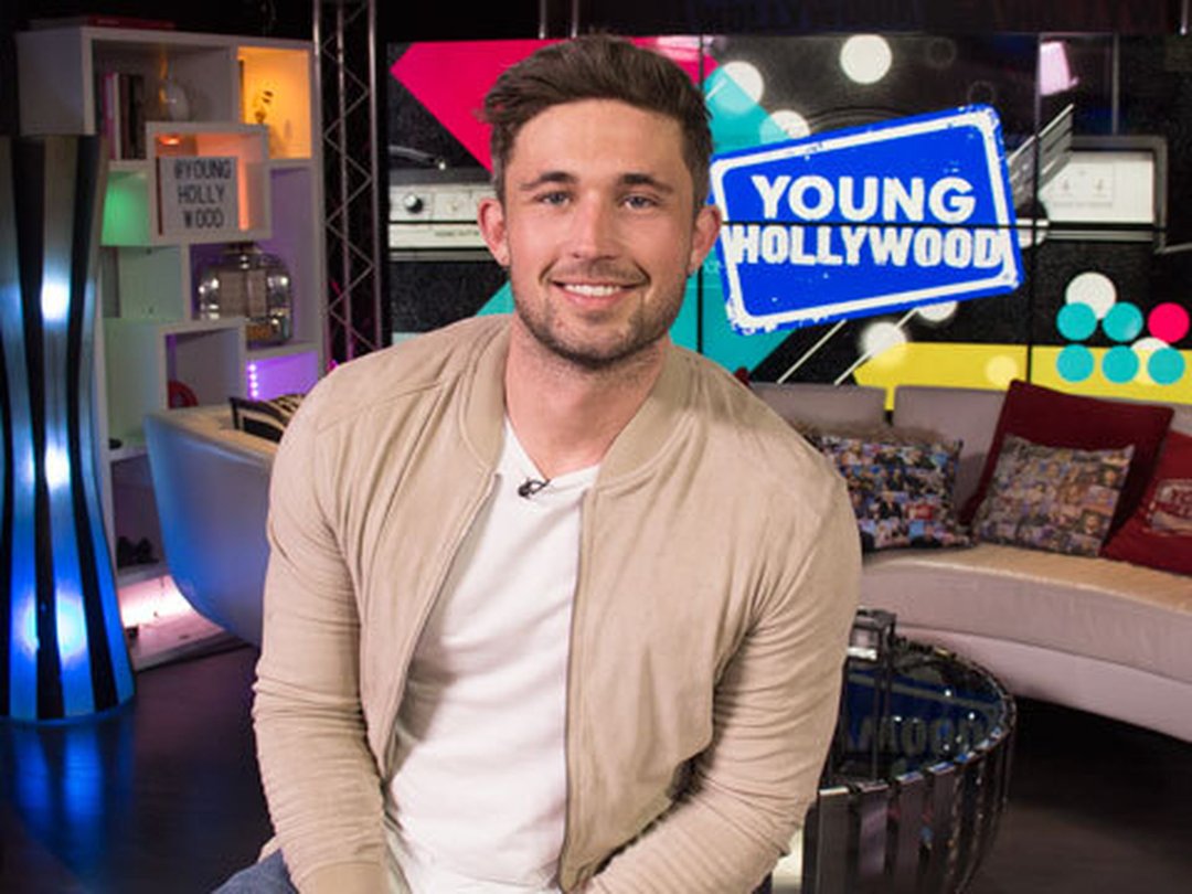Michael Ray Performs Live & Reveals Story Behind Get to You