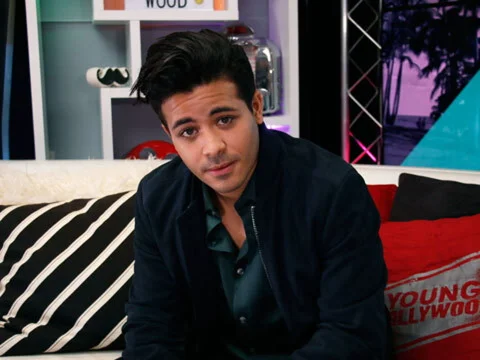The Story Behind 13 Reasons Why Star & Hailey Baldwin
