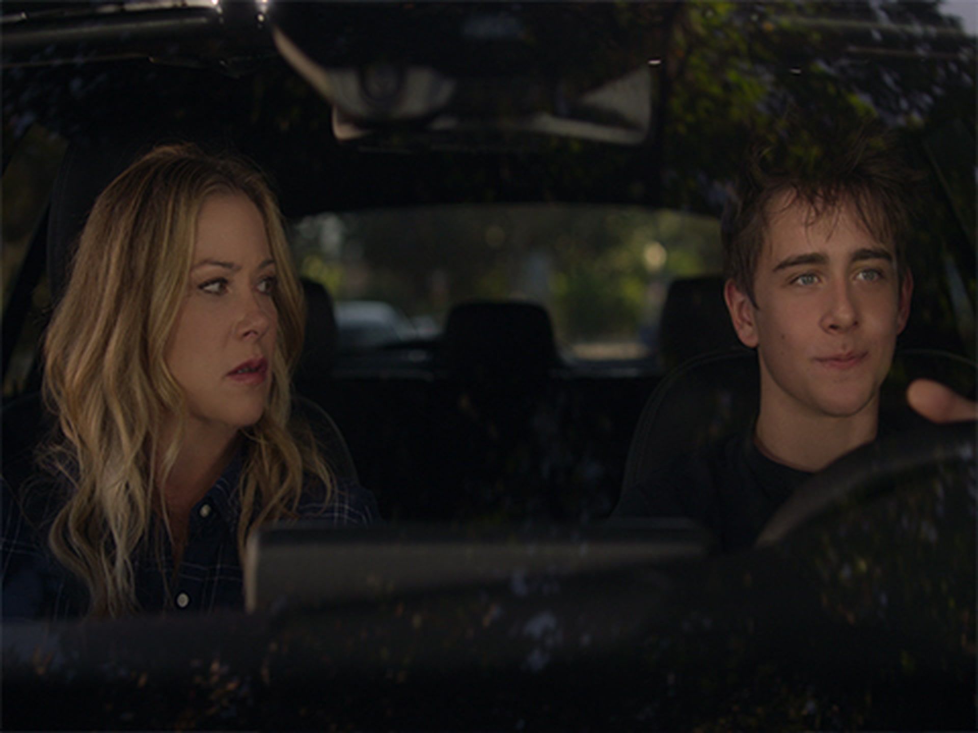 Dead to Me's Sam McCarthy Reveals His Breaking Bad Acting Dreams