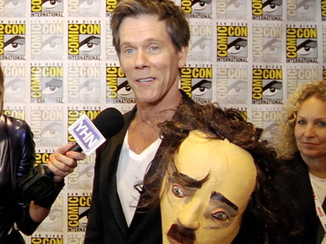 "Following" Kevin Bacon & His Crew to Comic-Con