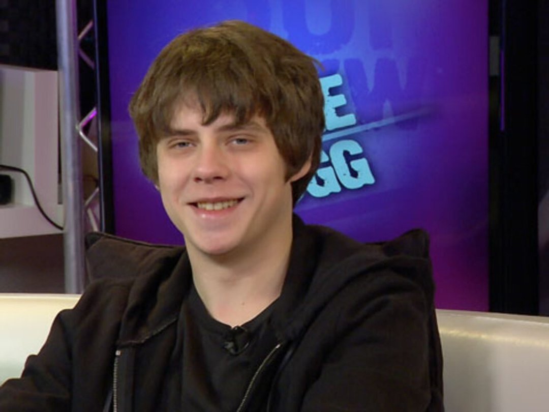 Singer Jake Bugg on Musical Influences & Tour Essentials