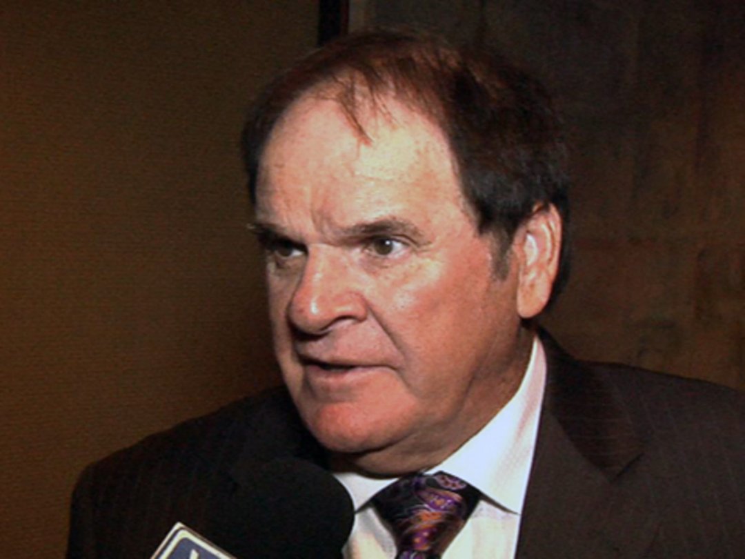 Sitting with Pete Rose and Baseball Legends