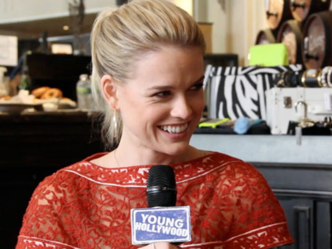 Why 'Star Trek' Star Alice Eve Winks at Kate Bosworth