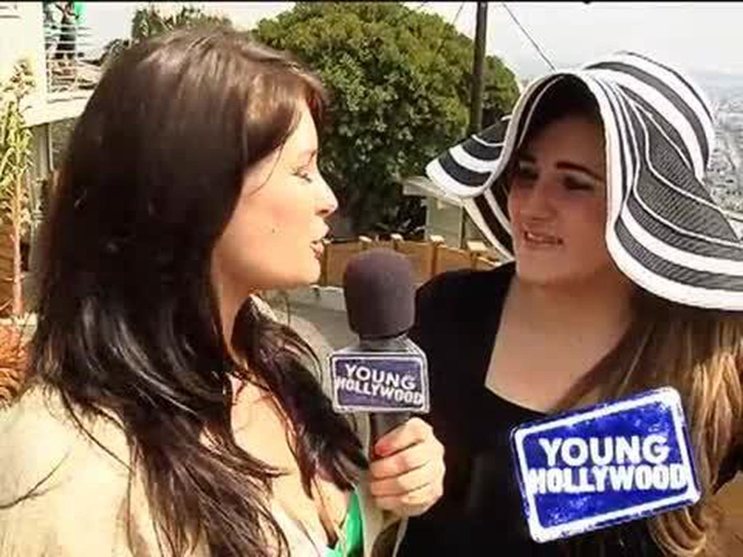Teen Stars Get Gifted For Summer