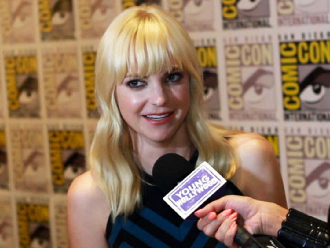 Anna Faris & Bill Hader on Best Inventions Ever