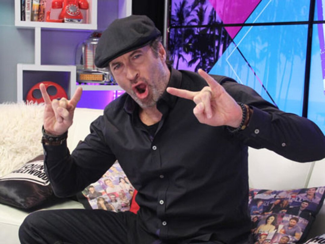 Scott Patterson Talks "Gilmore Girls” Revival