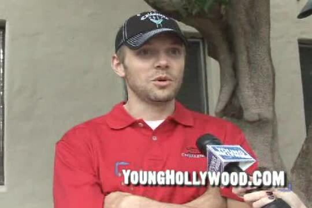 Hollywood Tees Off