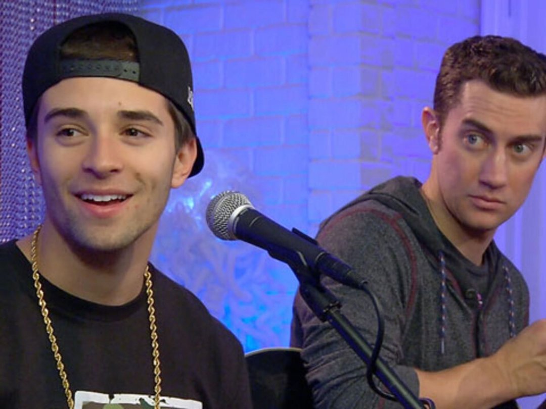 Jake Miller Performs "A Million Lives" at the YH Studio