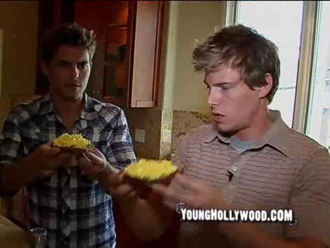 Pad Crashin' with Hunter Parrish