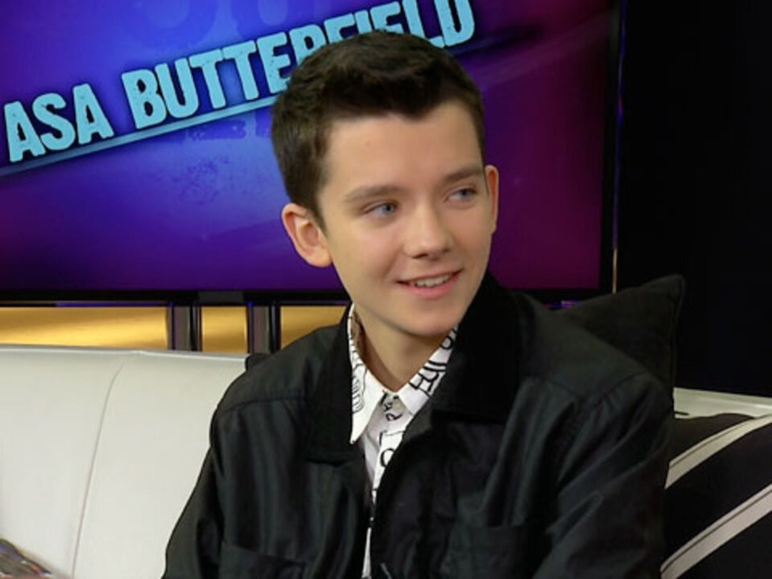 'Ender's Game' Star Asa Butterfield on Meeting Harrison Ford