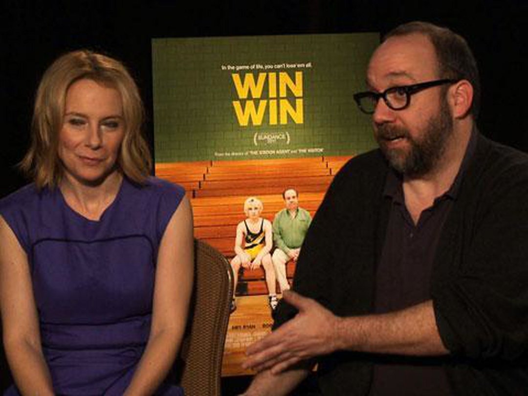 Paul Giamatti and Amy Ryan